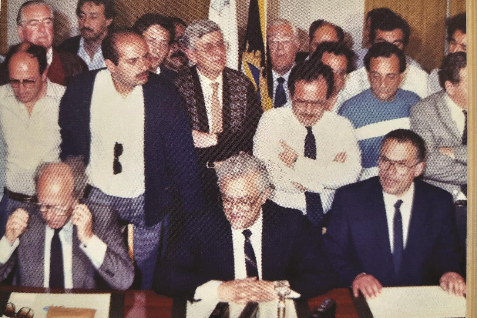 Eddie Fenech Adami (centre), Guido de Marco (left) and Ugo Mifsud Bonnici at a news conference after the 1981 election result.