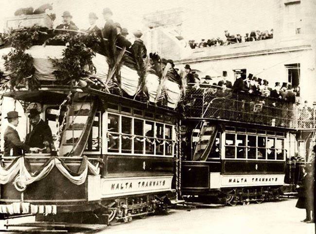 tram