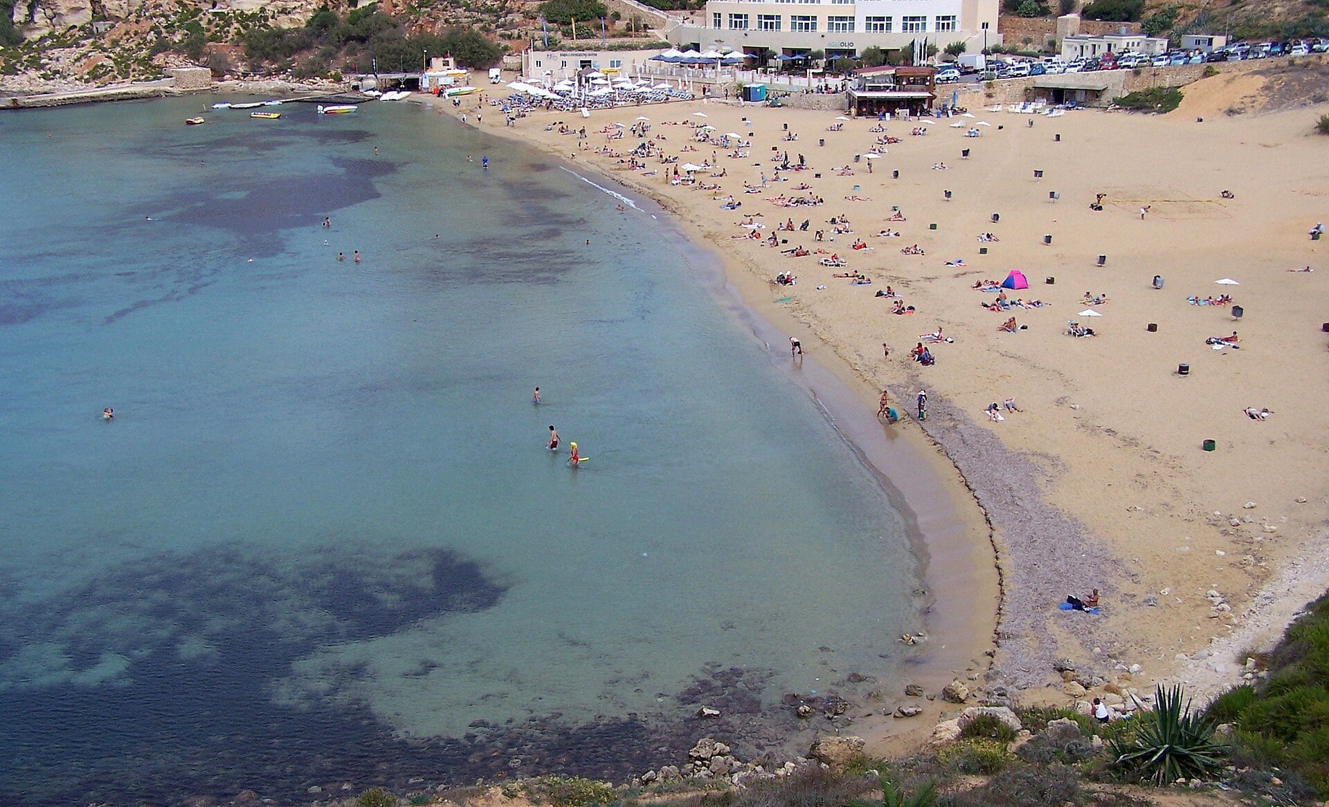 Ġnejna Bay